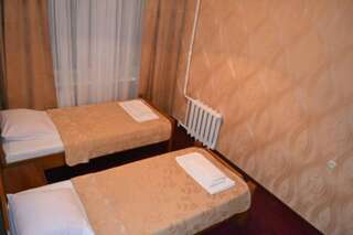 Отель Турист Полтава Полтава Двухместный номер «Комфорт» с 2 отдельными кроватями-2